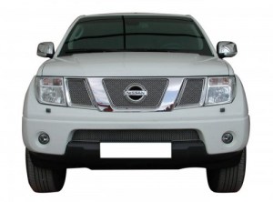 grilies-navara-d40