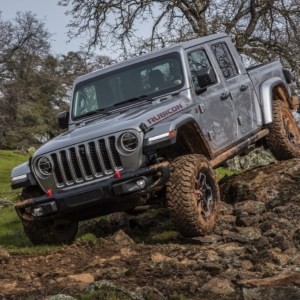 jeep-gladiator-2019-10