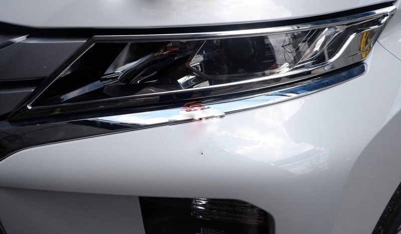 mitsubishi_l200_triton_2019_headlighcover_chrome_2_barolas__1584888289_556